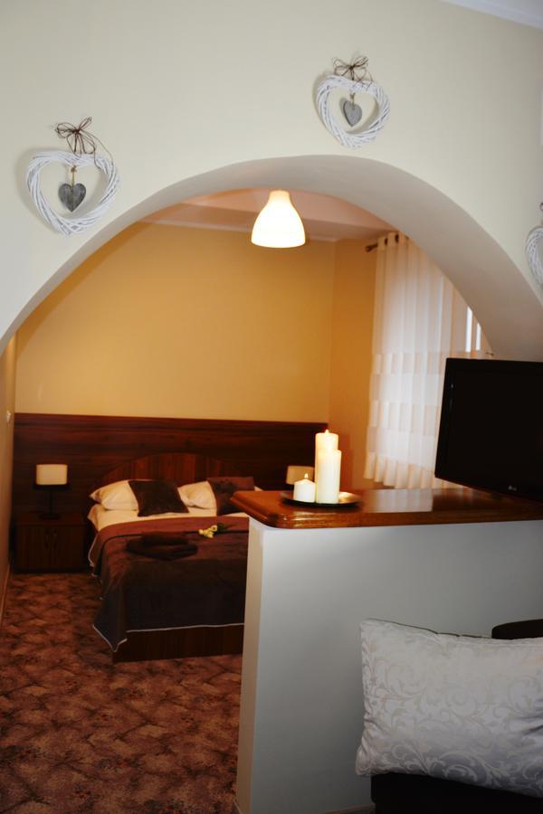 Hotel Irena Morąg Exteriör bild